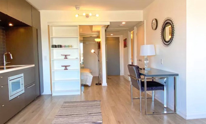 Bloor-Yorkville Condominio | 155 Yorkville Apartment