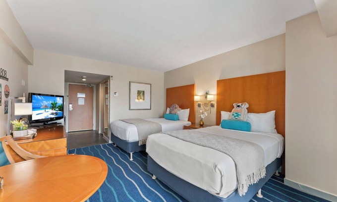 Waikiki Apartamento | 15th floor studio with 2 full size bed at Ala Moana Hotel