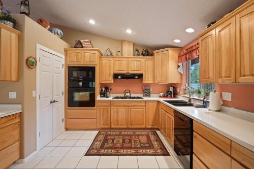 River Forest Acres Casa | 16 Jillian home