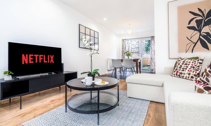 Fairfield Casa | 16 mins to London Bridge/Victoria –3 Bedroom Home near East Croydon Rail Station
