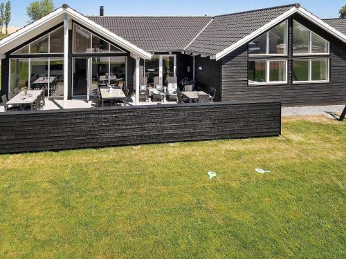 Olpenitz Casa | 16 person holiday home in Hasselberg