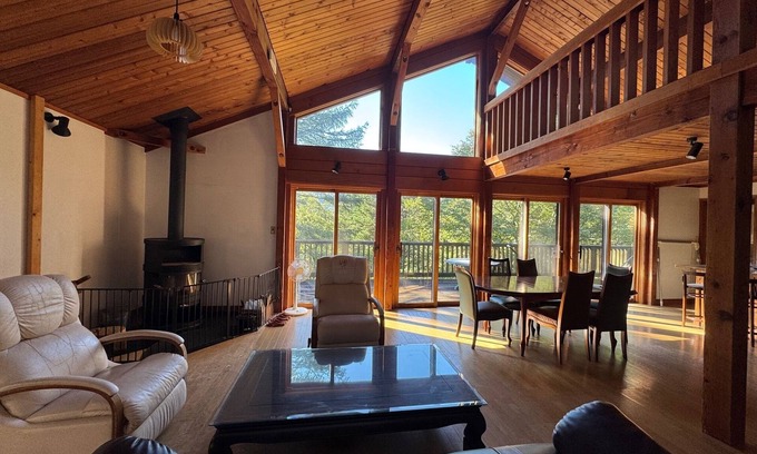 Fujikawaguchiko Cabaña | 162㎡cabin/3min walk Lake Saiko/remote work/BBQ/5min drive Kawaguchi Lake/Mt.Fuji