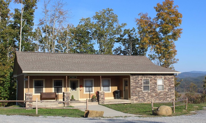Tennga Casa | 18-Person Cabin in the Mountains of Ocoee, TN!