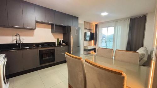 Tabuleiro dos Oliveiras Apartamento | Piso 18 | Parrilla, Vista al Mar y Piscina