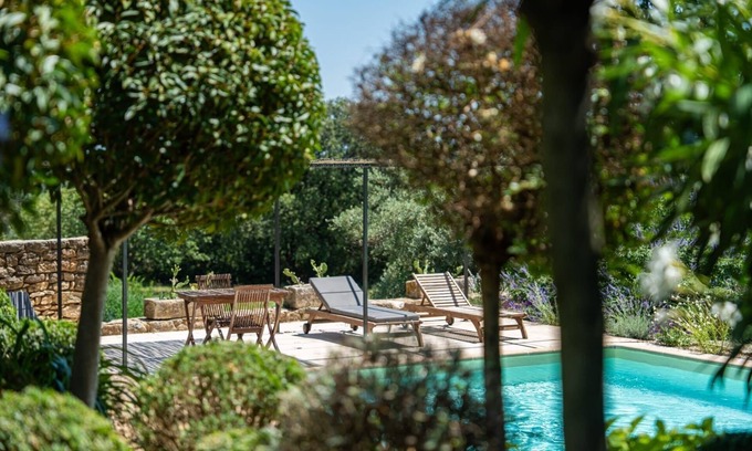 Labaume Casa | 18th-century farmhouse with pool facing the Ventoux and shady garden 6 kms from Uzès