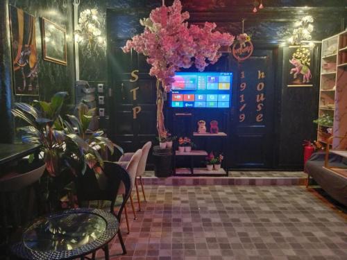 Patong Hostal | 1919hostel