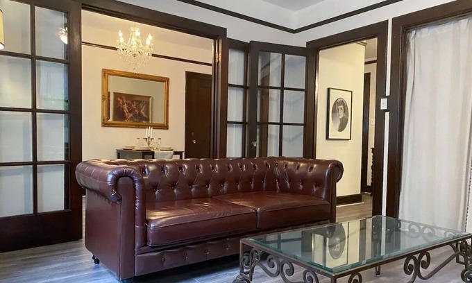 Alamitos Beach Condominio | 1920'S ANTIQUE FLAT - DOWNTOWN, ACROSS FROM OCEAN/CONVENTION CENTER