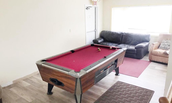 Waterbury Casa | 1950s Charm In The Heart Of Waterbury