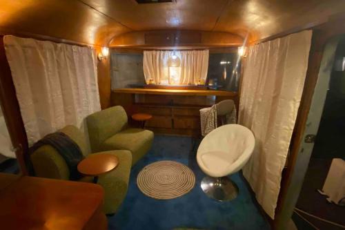 Durham Casa | 1951 Spartan Aircraft Cottage Durham NC