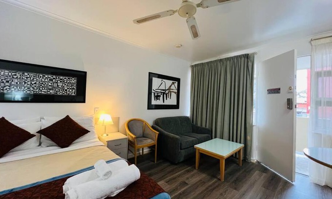 Glenelg Apartamento | 1BR at Glenelg Moseley street close to beach31
