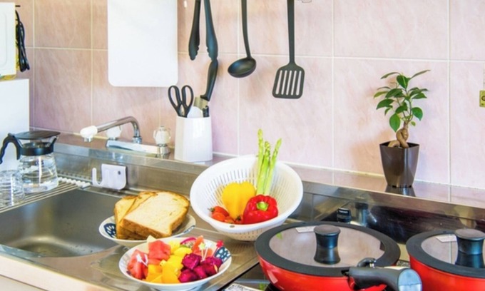 Tokeshi Hotel | 1st and 2nd floors Triple Westernstyle room with induction kitchen Room only / Nakagami-gun Okinawa