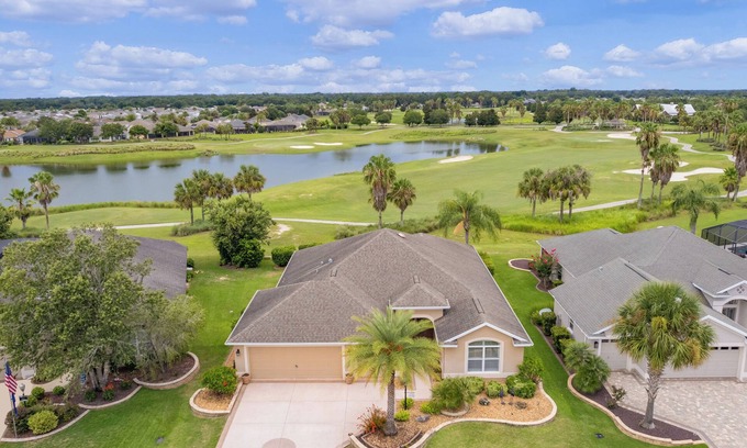 Buttonwood Casa | 2,000 square feet on golf course with view of large pond, centrally located.