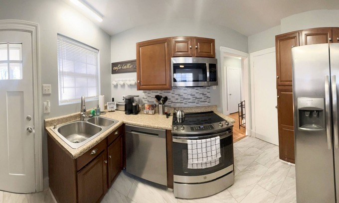 Greenwood Casa | 2 Bed, 1 Bath home Near Hospital & Hospice Ideal for Medical or Family Visits!