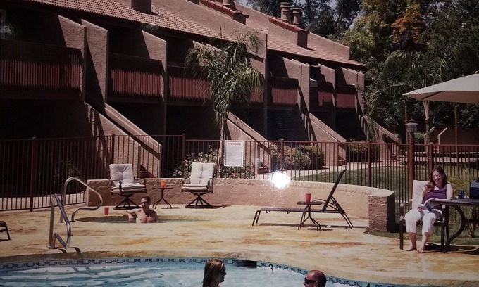 North Mountain Condominio | Condominio de 2 dormitorios y 2 baños con piscina climatizada y vistas a la montaña