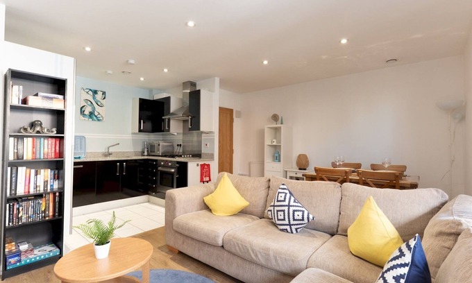 Greenwich West Apartamento | 2 Bed | 2 Bath | Cosy & Modern Greenwich Retreat | Pass The Keys