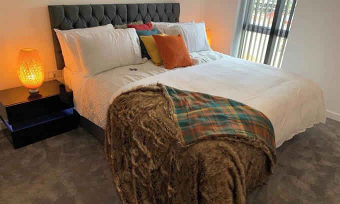 West Thurrock Apartamento | 2 Bed Flat- Direct Links to Central London