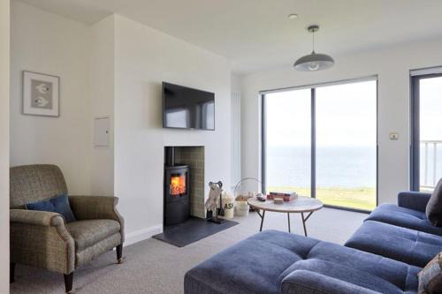 Pistyll Casa | 2 Bed Penthouse Apartment - 14