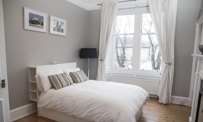 Stockbridge Apartamento | Apartamento de 2 dormitorios en Edimburgo, a 1,6 km del castillo.