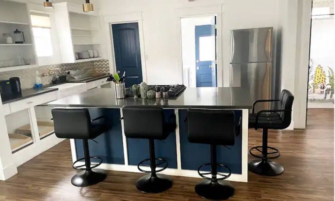 Highland Park Casa | 2 Bedroom 2 Bath Home in Center of San Antonio!