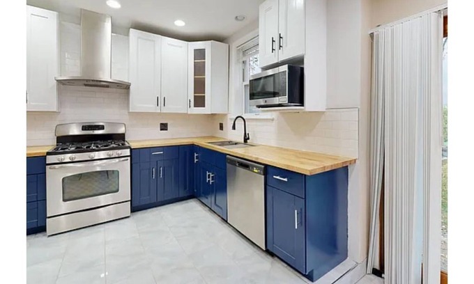 Brightwood Park Casa | 2 bedroom 2 bath Townhouse