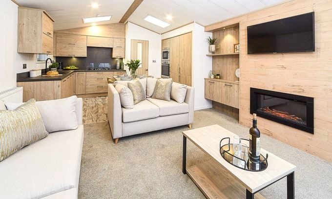 Gisleham Cabina | 2 bedroom accommodation in Lowestoft