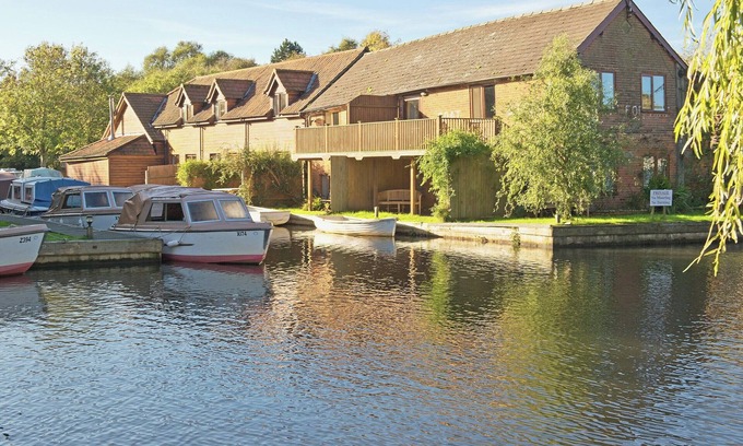 Smallburgh Cabaña | Alojamiento de 2 habitaciones en Wayford Bridge, near Stalham