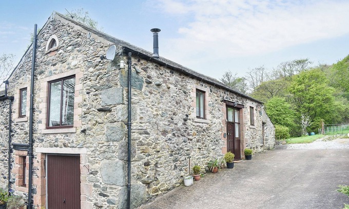 Watermillock Cabaña | 2 bedroom accommodation in Watermillock on Ullswater, near Pooley Bridge