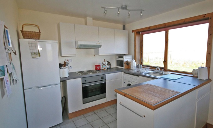 Keiss Cabaña | 2 bedroom accommodation in North Keiss, Caithness