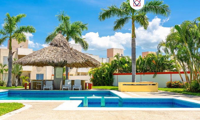 Acapulco Apartamento | 2 Bedroom Apt: Perfect for Your Family in Acapulco!
