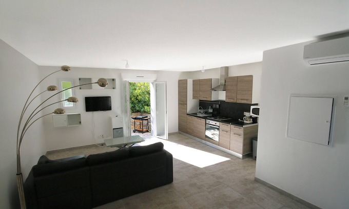 Pietracorbara Apartamento | 2-bedroom apartment for 6 people including 4 adults