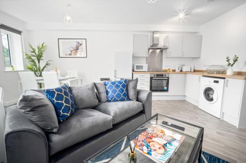 Cradley Heath Apartamento | 2 Bedroom Apartment - Off-Street Parking - WIFI - Netflix - Top Rated - 49C