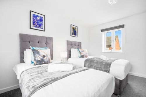 Cradley Heath Apartamento | 2 Bedroom Apartment - Private Parking - Wifi - Netflix - Top Rated - 51C