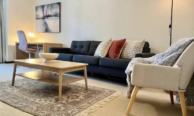 Shenton Park Casa | 2 Bedroom House in Shenton Park