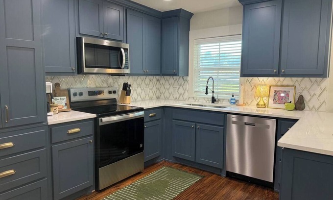 Waxahachie Casa | 2 bedroom house just 1 mile from the heart of historic downtown Waxahachie!