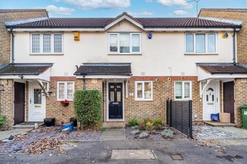 Borehamwood Casa | 2 bedroom house with parking in Borehamwood