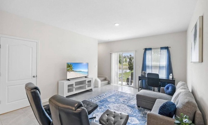 St. Augustine Casa | 2-Bedroom Roommate Townhome