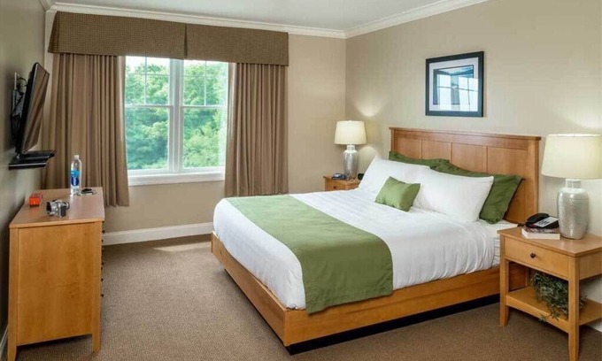 Sanbornton Casa | 2 Bedroom Signature Townhouse Steele Hill Resort June 28- July 5, 2025