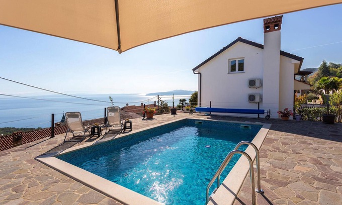 Opatija Casa | Impresionante casa de 2 dormitorios en.