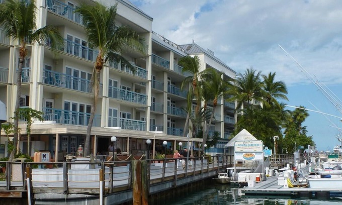 Estate Bakkero Complejo | 2 BEDROOM SUITE - THE GALLEON RESORT - KEY WEST FLORIDA