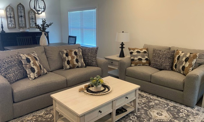 Graysville Casa | 2 Bedroom Townhome in Ringgold Georgia