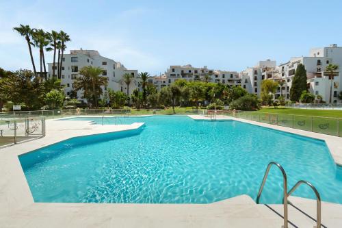 Puerto Banus Apartamento | 2 Bedroom with pool in the heart of Puerto Banus