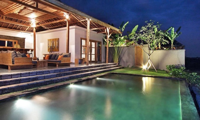 East Selemadeg Villa | 2 dormitorios con vista a las terrazas de arroz, piscina privada