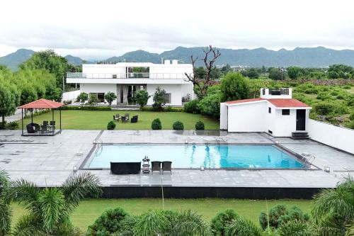 Bedla Villa | 2 BHK Elegant Villa with Scenic View, Pool & BBQ at Udaipur