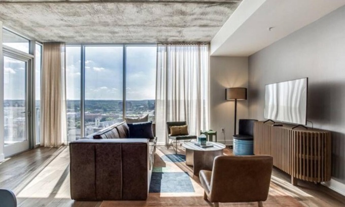 Rainey Street Historic District Apartamento | 2 BR Lux Panoramic View - Rainey
