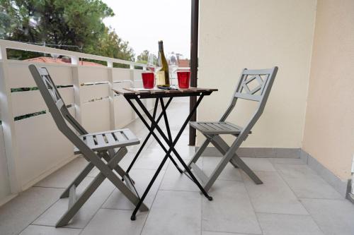 Forli Apartamento | 2 Camere 5 ospiti Parcheggio Gratis Recintato, Vicino a Università, Ospedali, Centro, Stazione, Aeroporto, Romagna