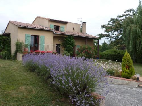 Lapeyrouse-Fossat Casa | 2 chambres lit140 et 2lits 90 dans villa10mn ligue de foot 13mn clinique l union 18mn golf Palmola