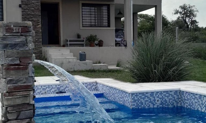 Villa La Bolsa Casa | 2 Dormitorios y pileta