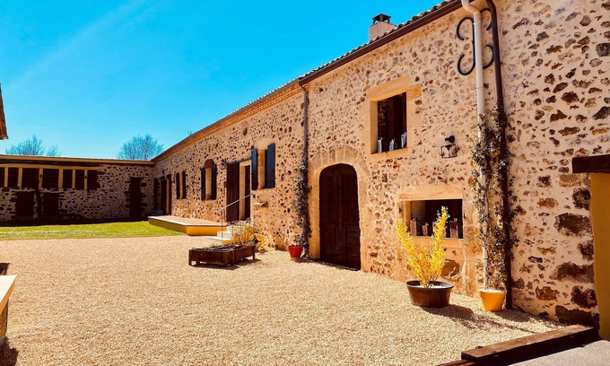 Capdrot Casa | 2 Gites with Aircon and Private Heated Salt 10x4 Pool - 40 Mins Bergerac