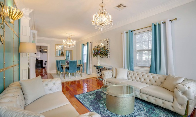 Central Carrollton Association Casa | 2 Mi to Audubon Park: Glam NOLA Gem