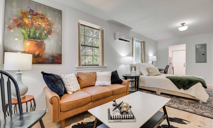 Edgewood Apartamento | 2 Mi to East Atlanta Village: Cozy Studio w/ Porch